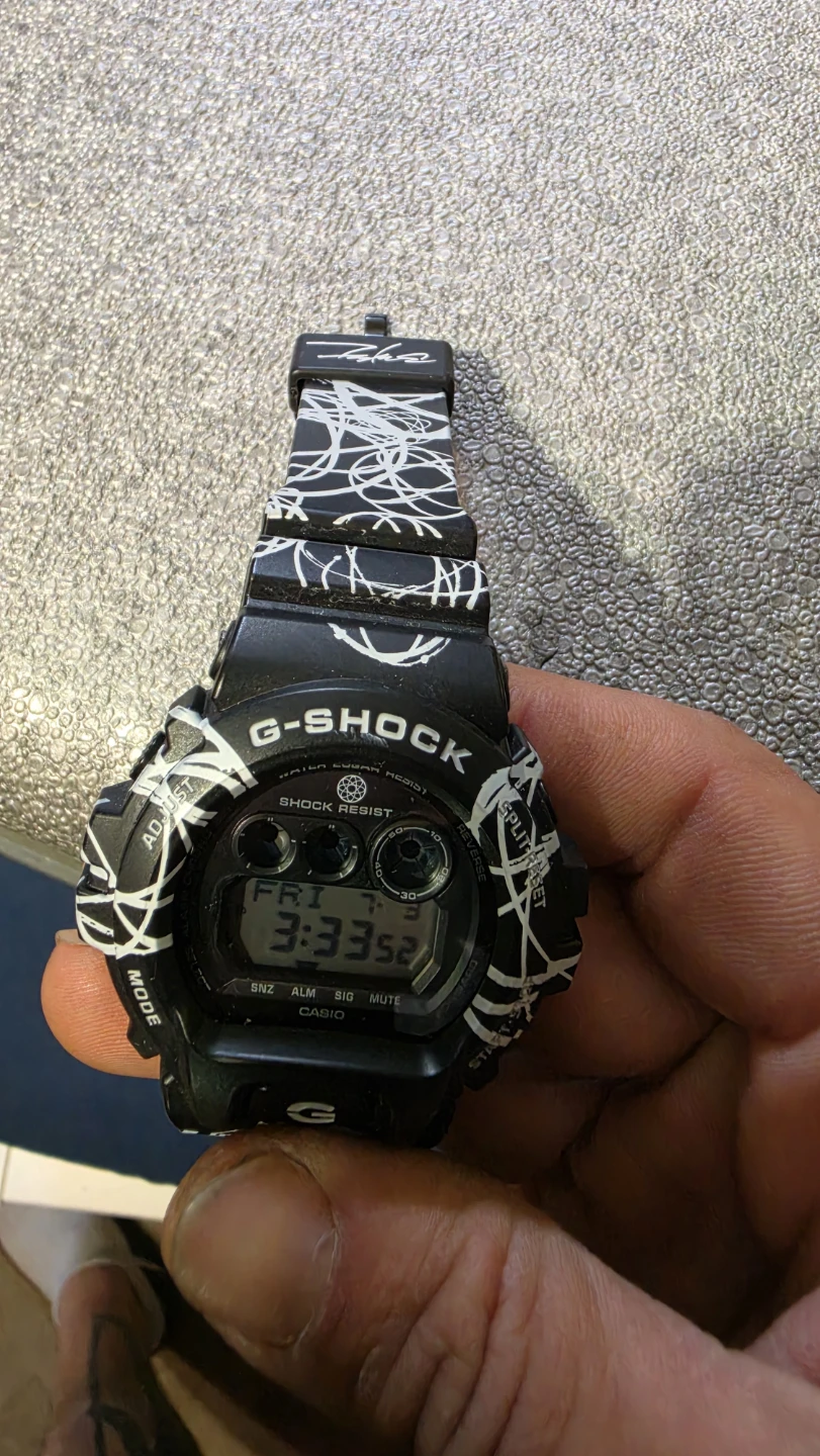 MINT G-Shock x Futura Limited Edition (GD-X6900FTR-1) – Rare - photo 2