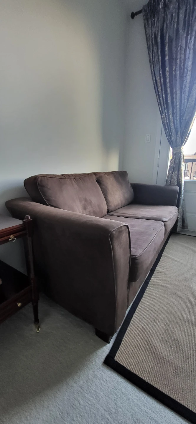 IKEA 2-Seat Sofa – Brown Microfiber – Excellent Condition - photo 3