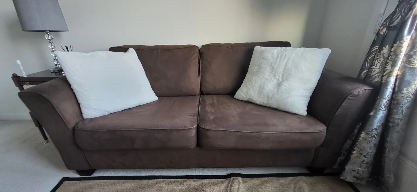 IKEA 2-Seat Sofa – Brown Microfiber – Excellent Condition - photo 5