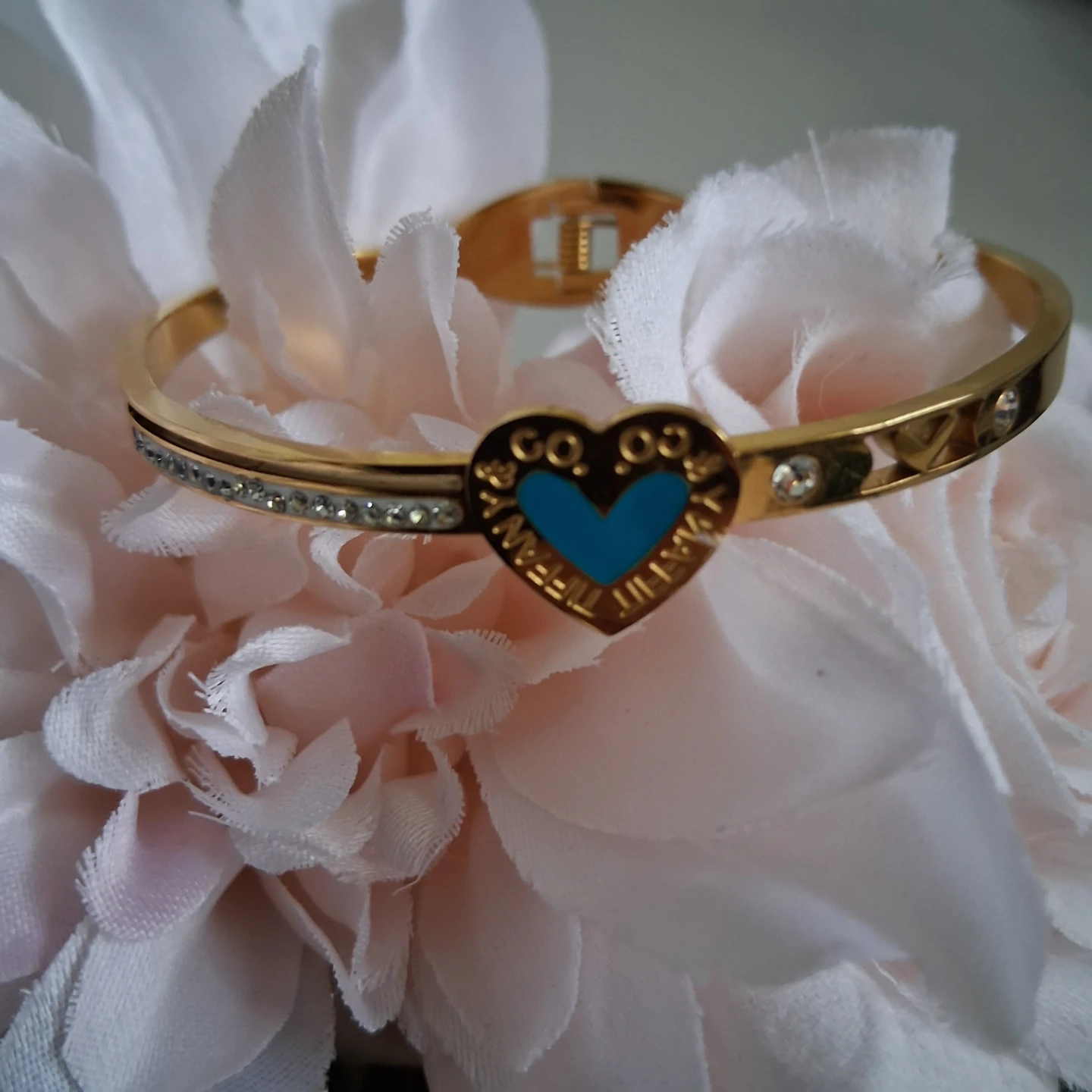 Tiffany & Co. Design Heart Bracelet