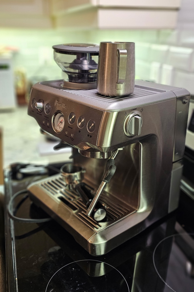Breville Coffee Maker, the Barista express with box - photo 2