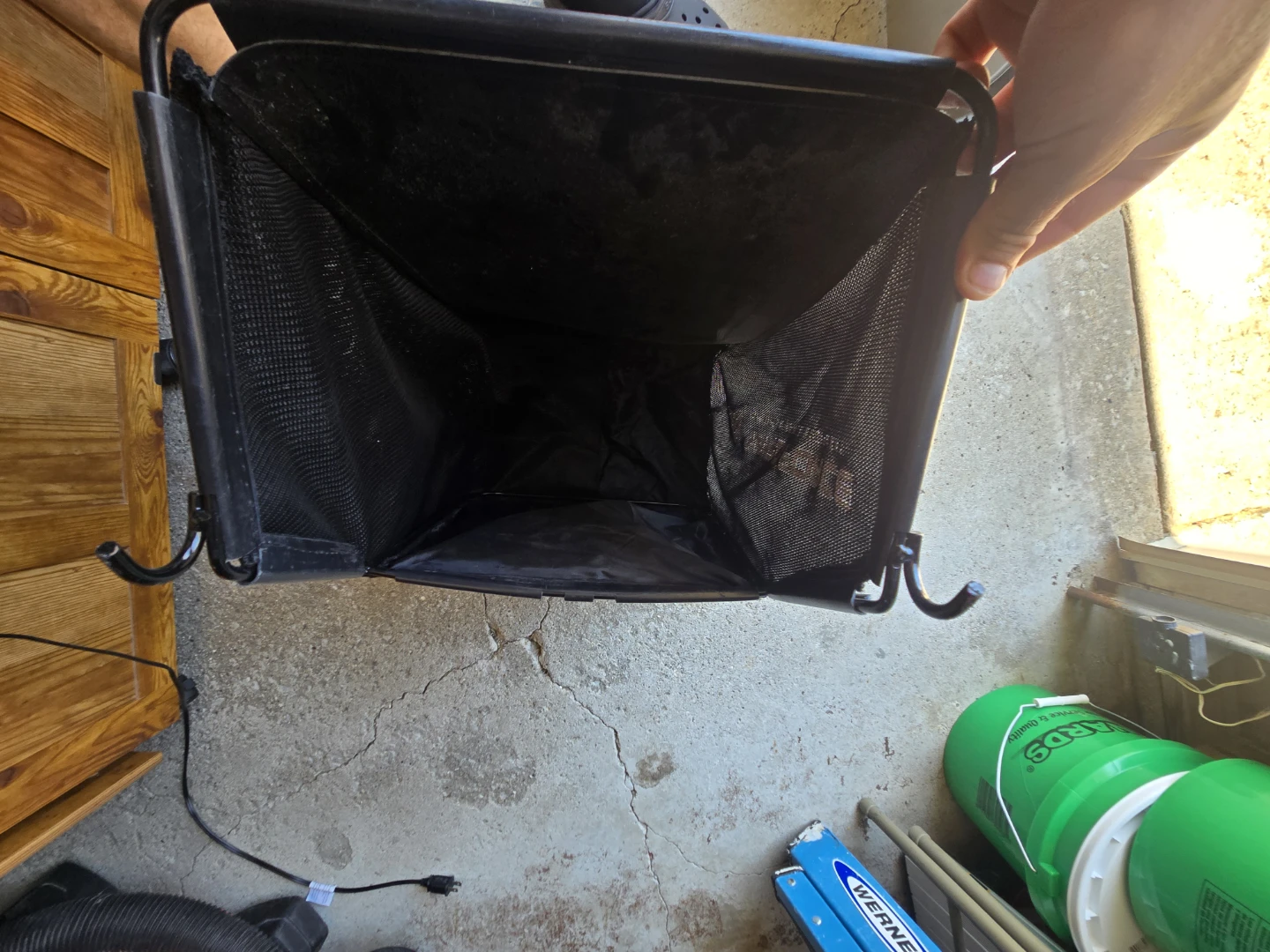 Yard Force Replacement Grass & Leaf Collection Bag Attachment - photo 3