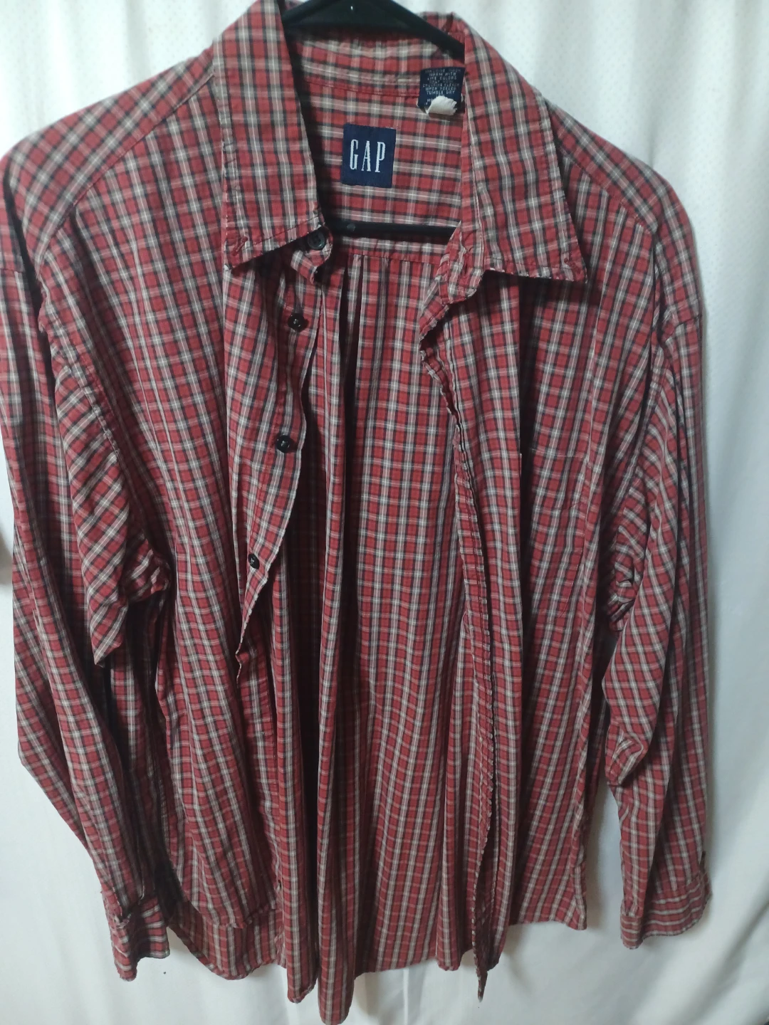 GAP Plaid Button-Up Shirt