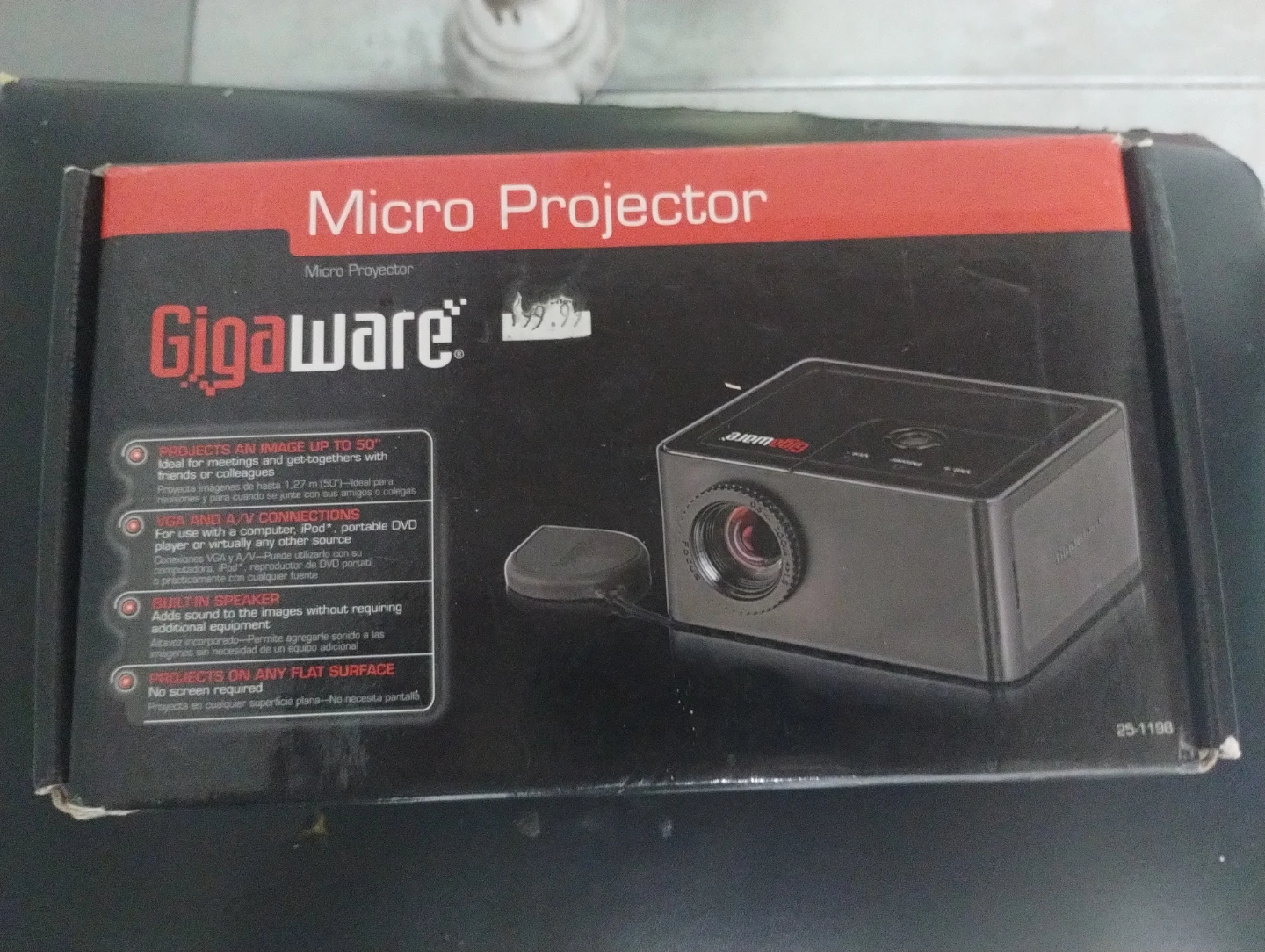 GigaWare Micro Projector - photo 3