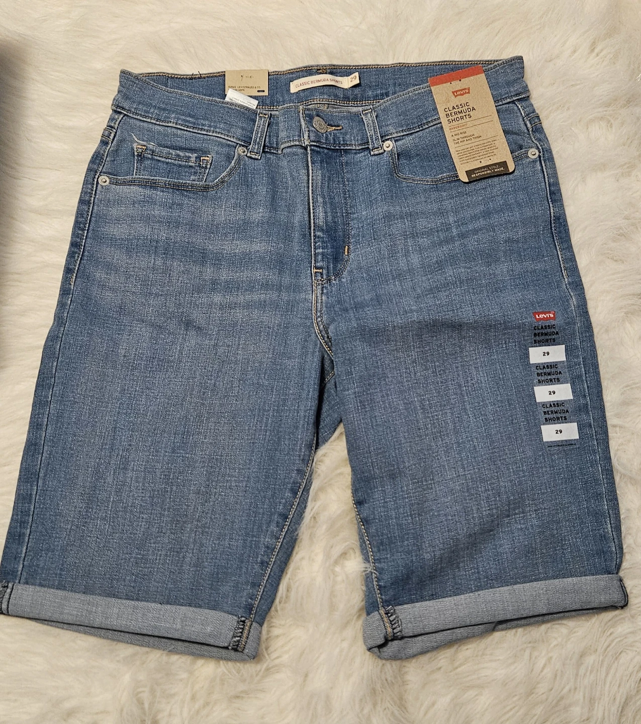 Levi's Classic Bermuda Shorts Size 29