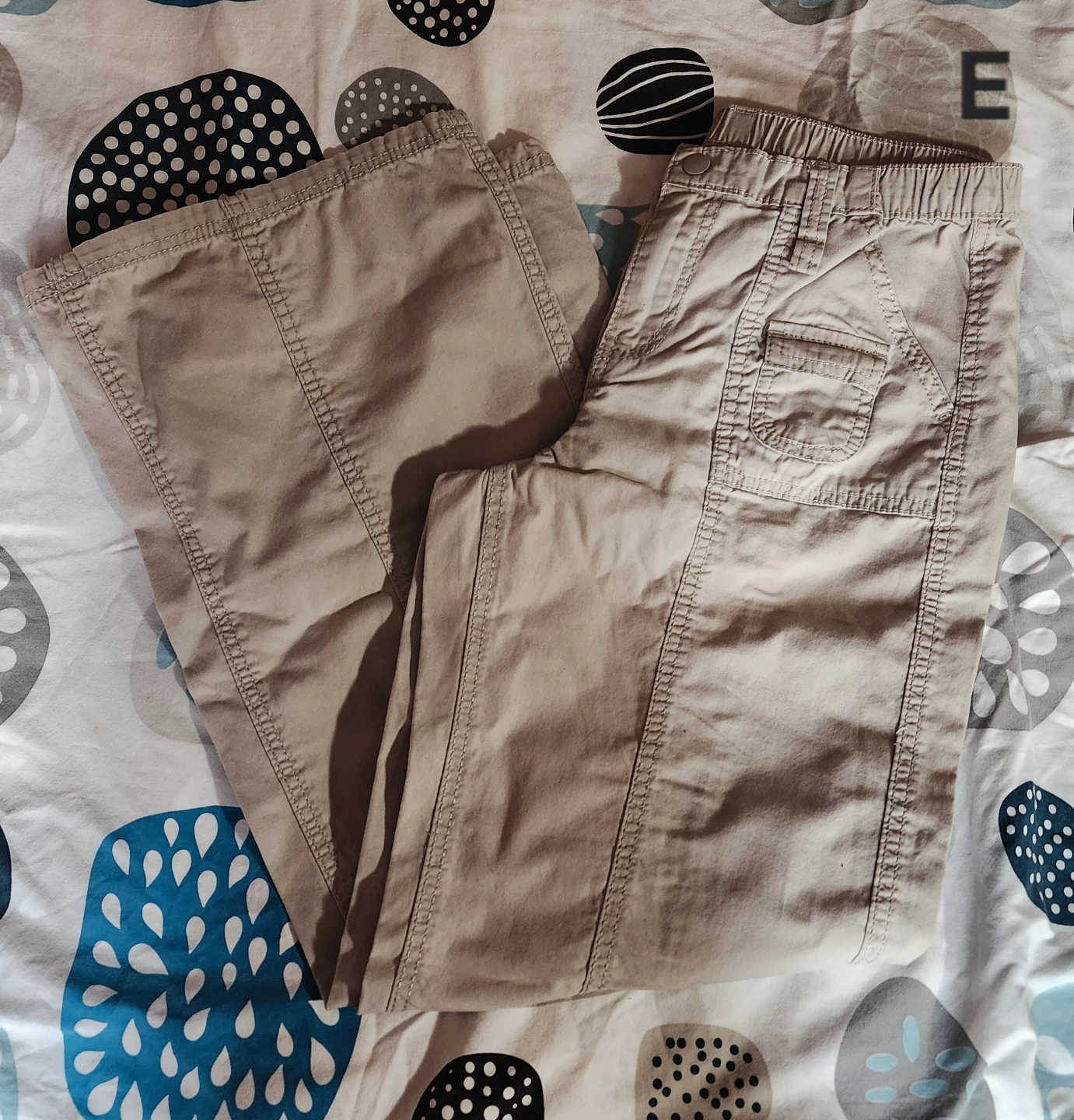 Wide leg cargos