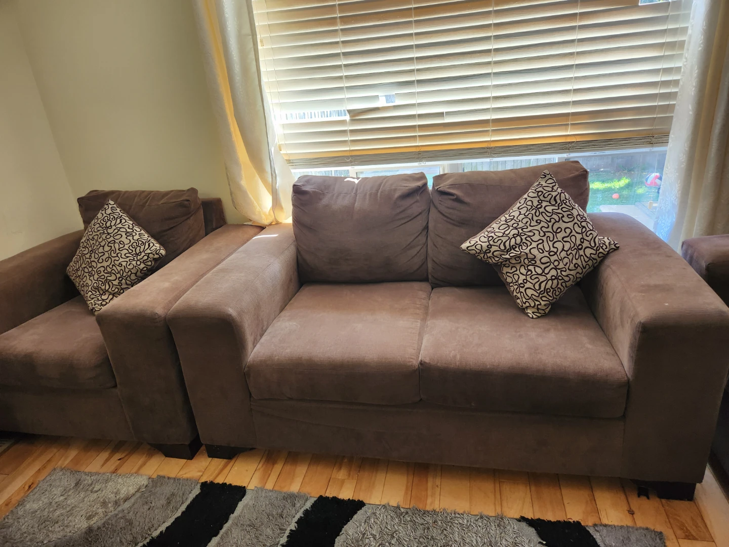 Sofa set 3+2+1 available - photo 2