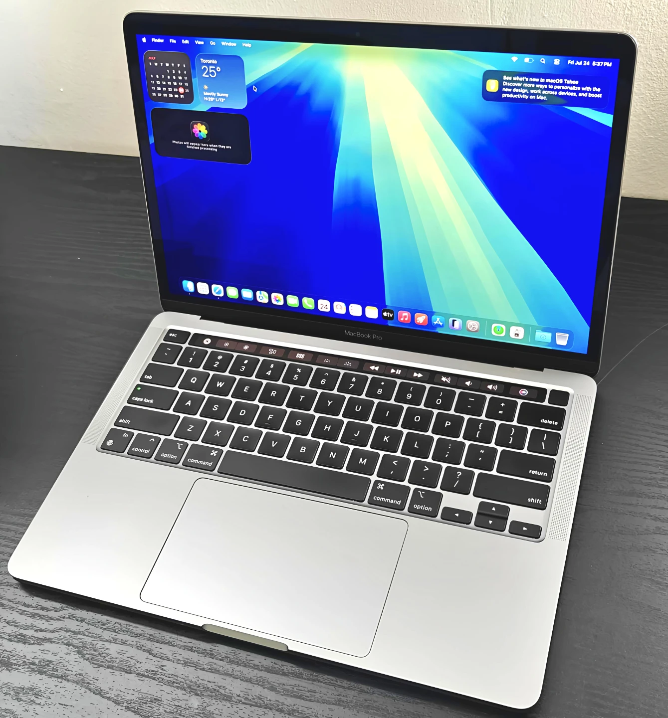 MacBook Pro 13 (2022) M2 – 16GB/512GB – Mint – 95 Battery Cycles - photo 2