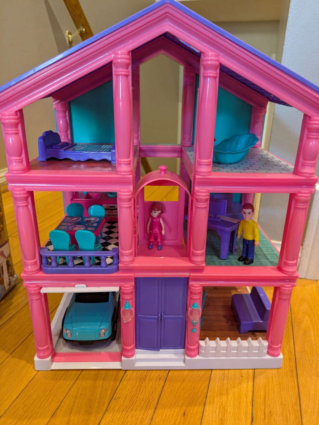 Doll House - photo 2