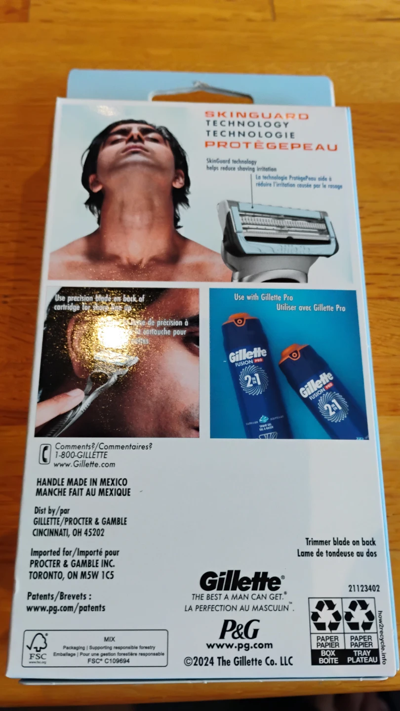 Gillette SkinGuard Men's Razor (1 Handle, 2 Cartridges) - photo 2
