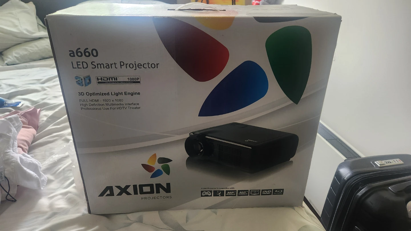 Axion a660 LED Smart Projector