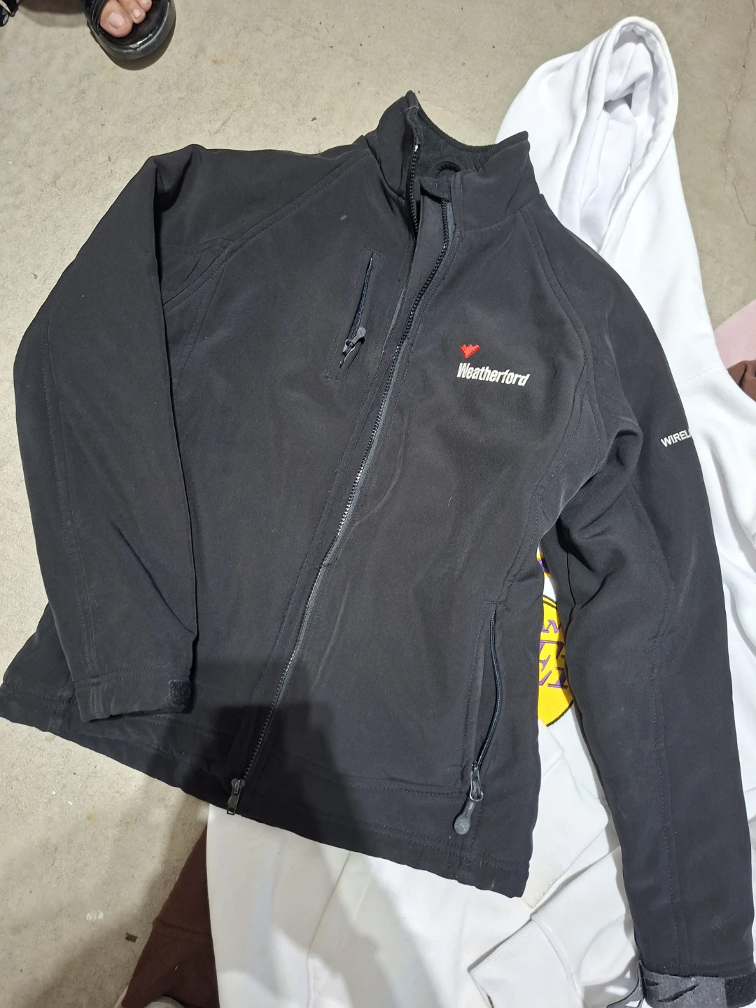 Hoodies , pants , jackets for sell - photo 2