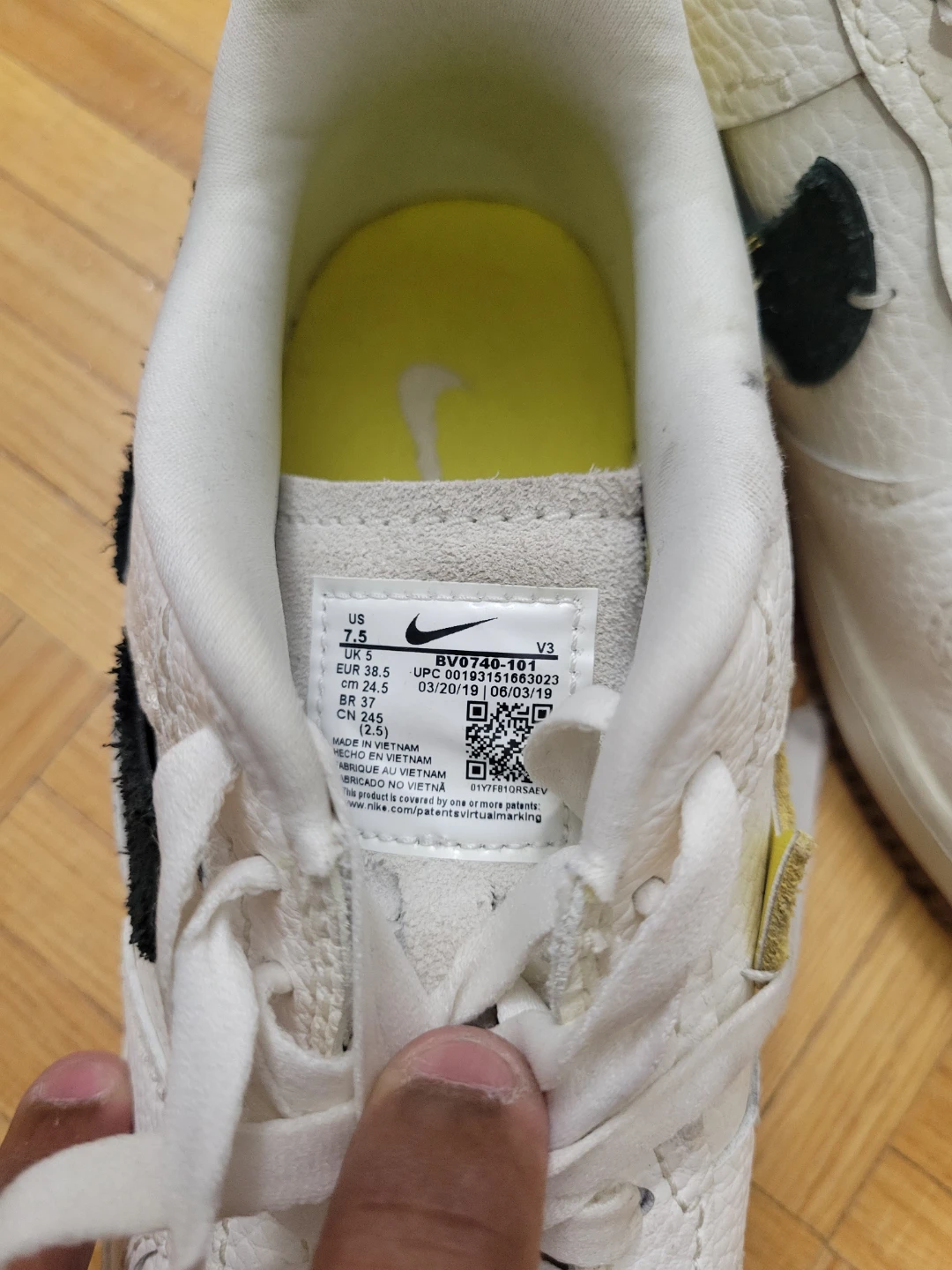 Nike Air Force 1 Sneakers - Size 7.5 US - photo 3