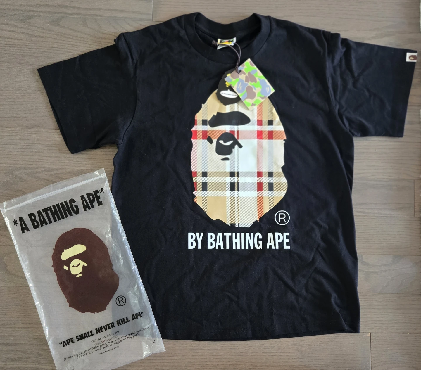 BAPE X BURBERRY T shirt  - Black