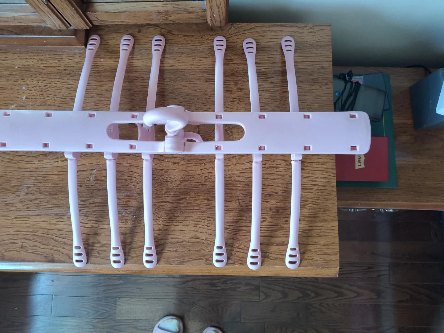 Pink Folding Clothes Hanger - photo 4
