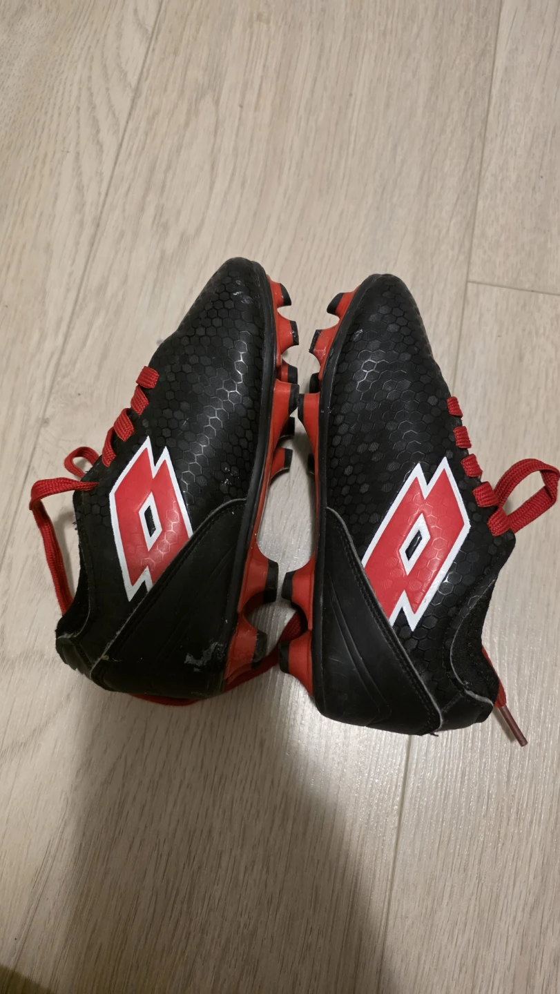 Lotto Youth Soccer Cleats Size 10 - photo 3