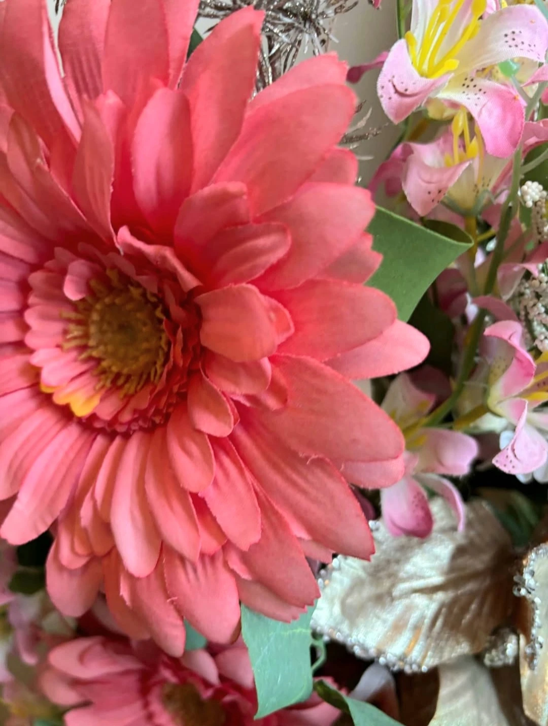 Excellent and Gorgeous artificial flower. - photo 2