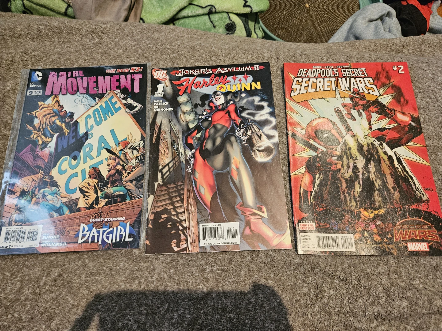 DC Comics & Marvel Comics Lot - photo 4