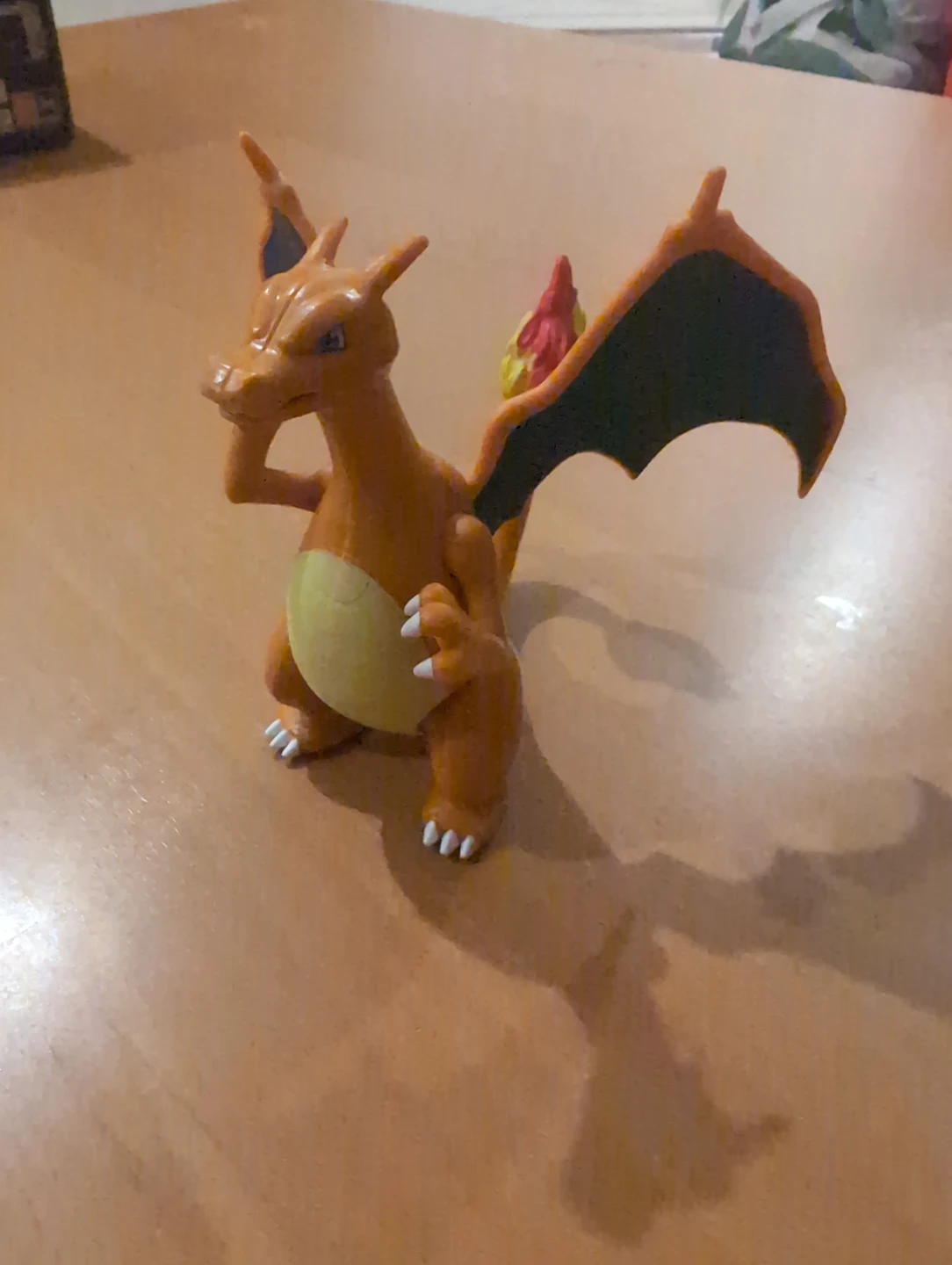Pokemon Charizard Figure