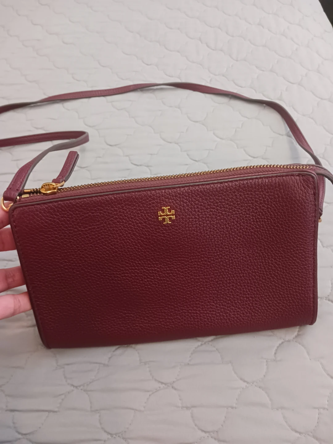 Tory Burch Blake Slim Wallet Crossbody - Claret - photo 2