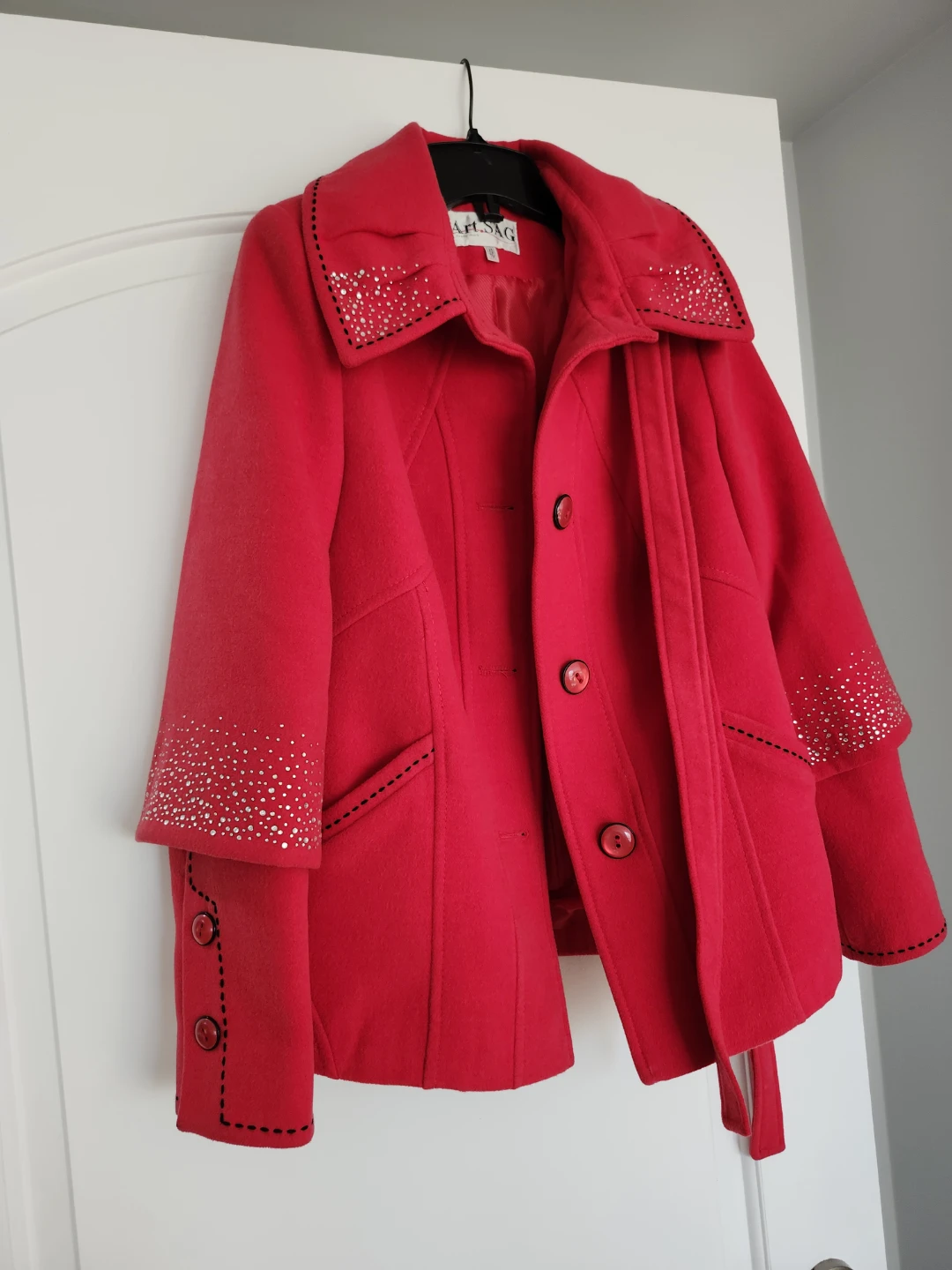 Great coat for special occasion!