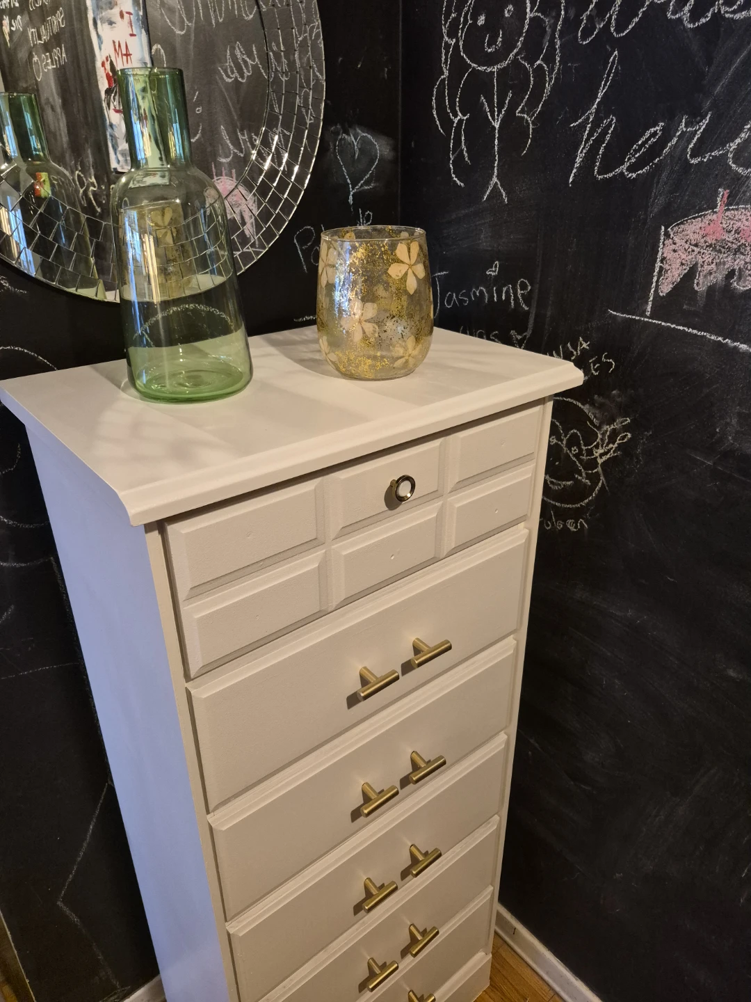 Tall Dresser with 7 Drawers