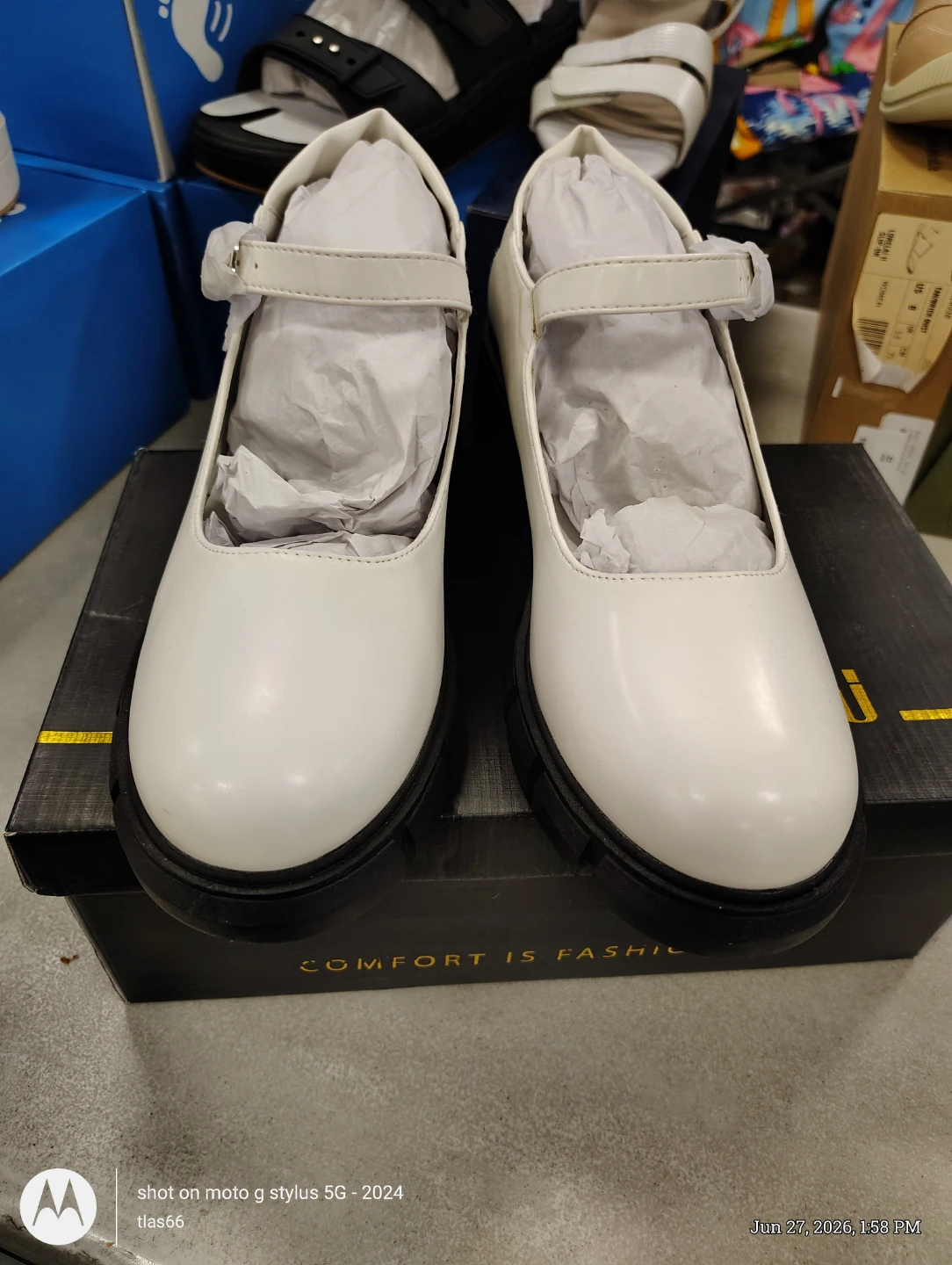 IDIFU White PU Mary Jane Shoes - US 9.5 - photo 3