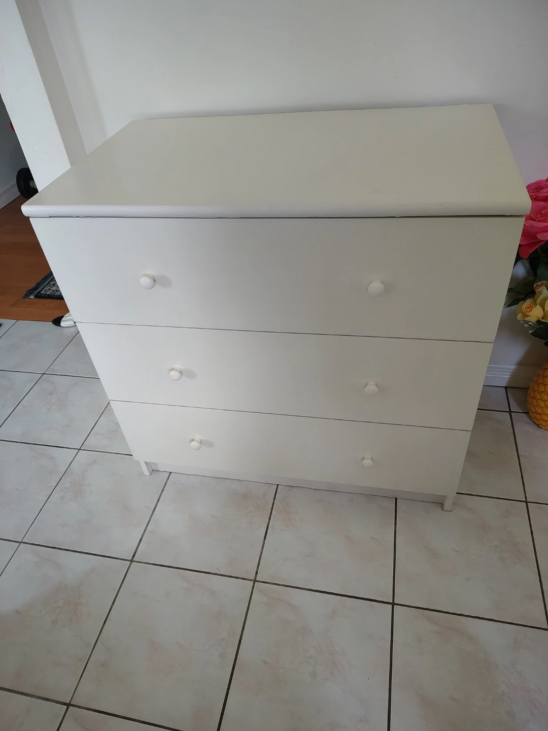 White 3-Drawer Dresser - photo 2