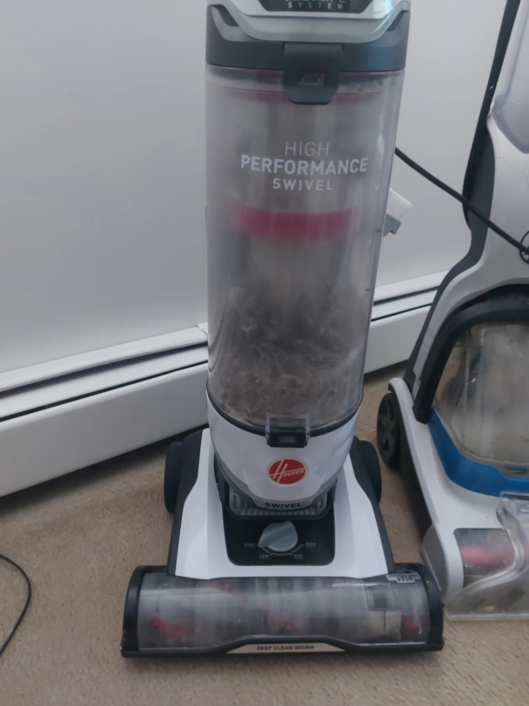 Hoover High Performance Swivel Vacuum - photo 2