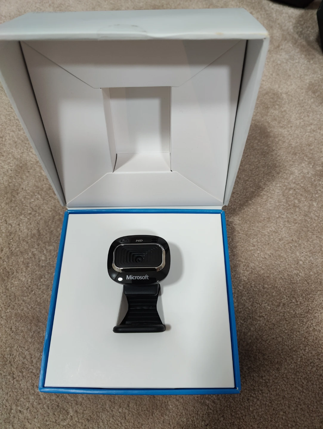 Microsoft LifeCam HD-3000 Webcam (New!) - photo 3