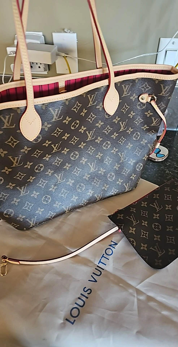 Louis Vuitton Neverfull MM Monogram Canvas Tote Bag with Pouch - photo 4