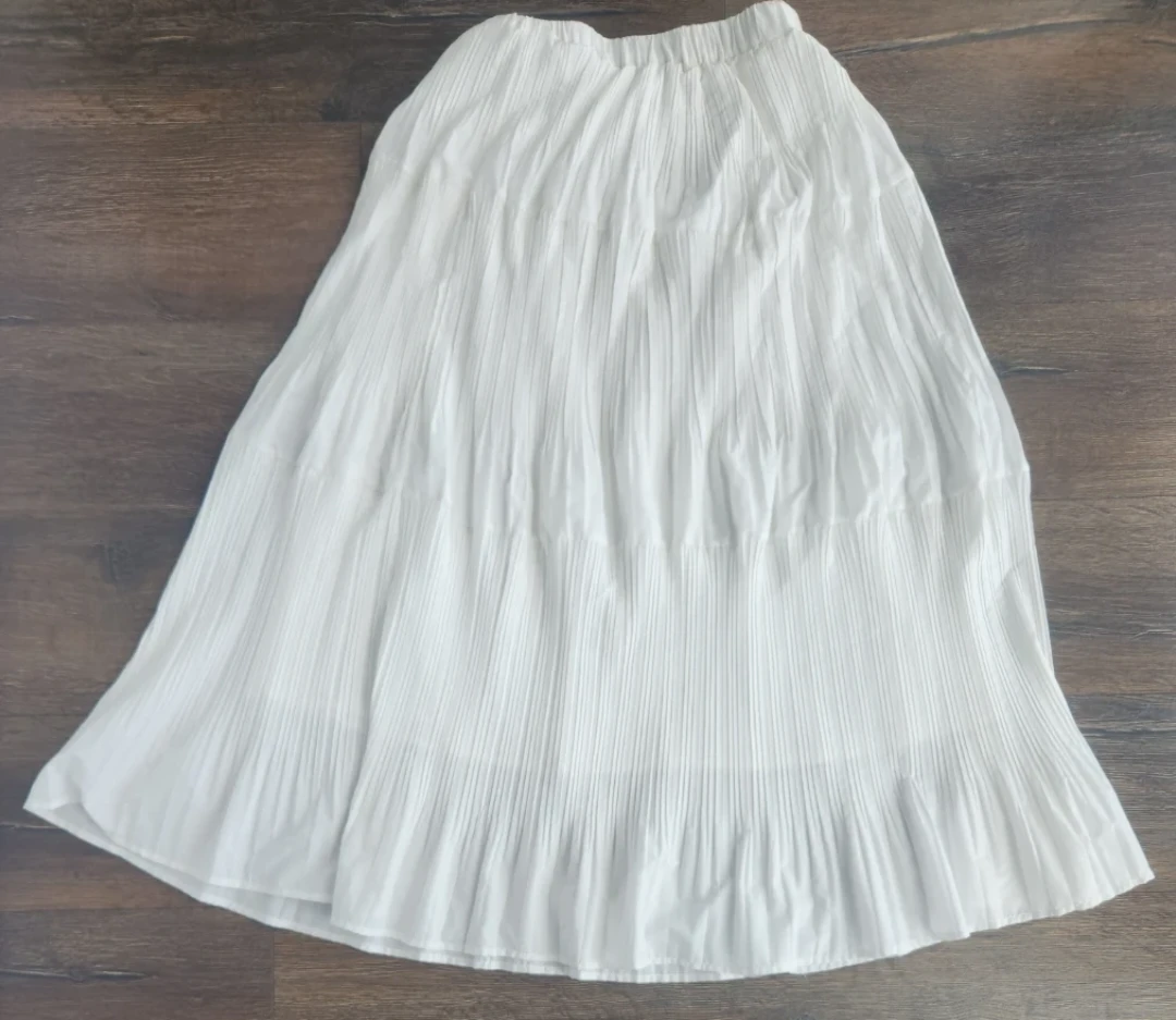 White Pleated Skirt