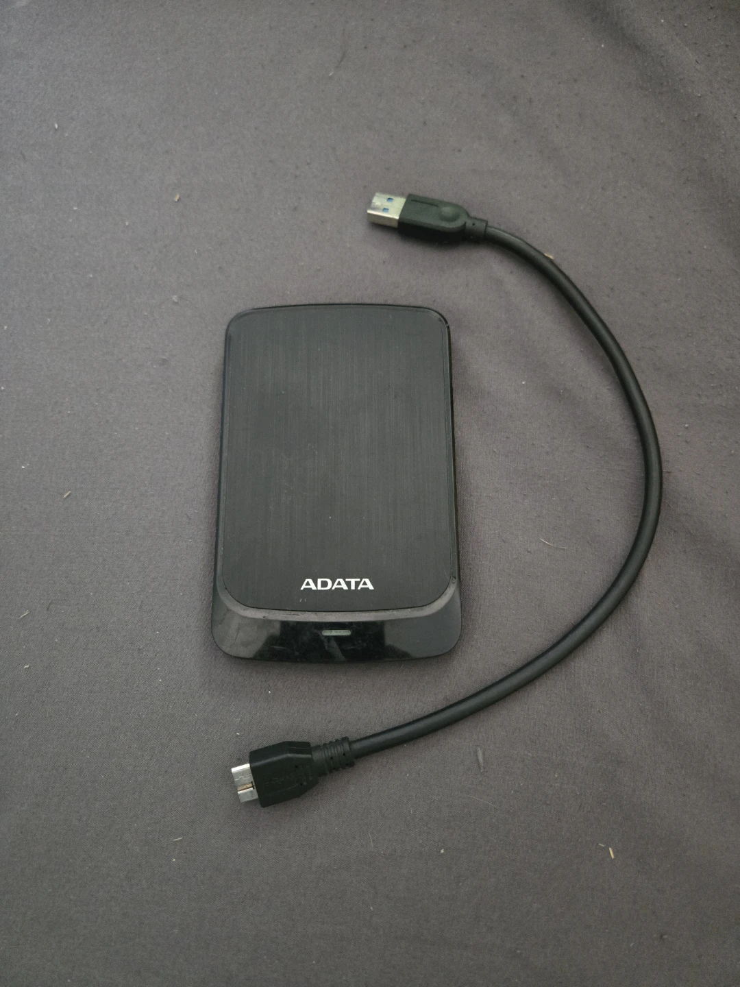 1Tira - ADATA External Hard Drive with USB Cable