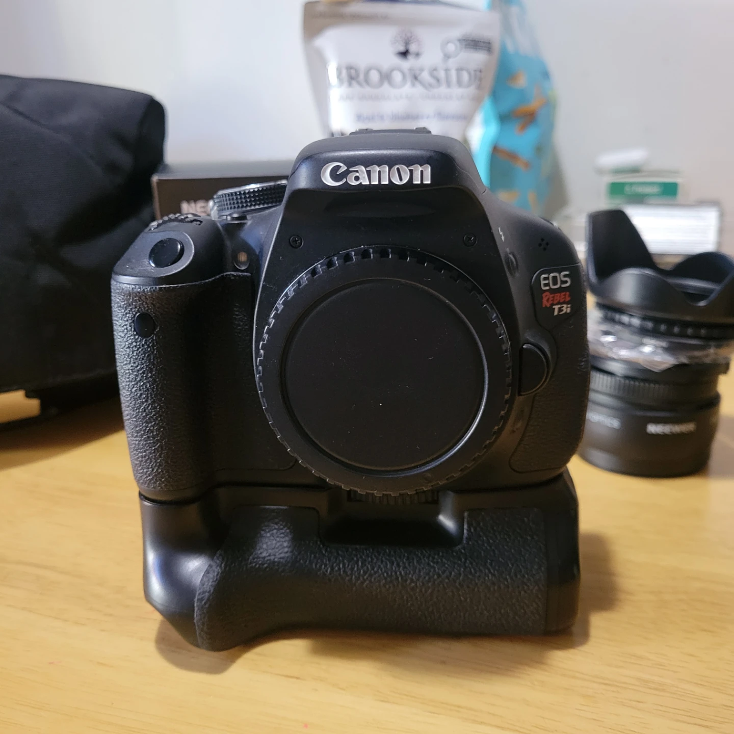 Canon Rebel T3i - photo 2