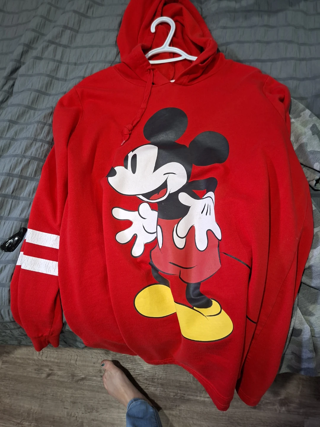 Assorted sweatshirts