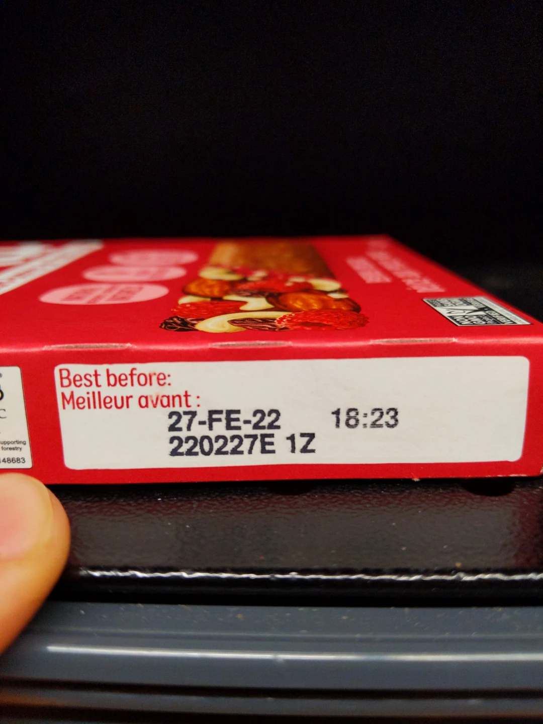 $3 (reg. $6) NAKD Raw Fruit & Nut Bars Berry Delight - photo 4