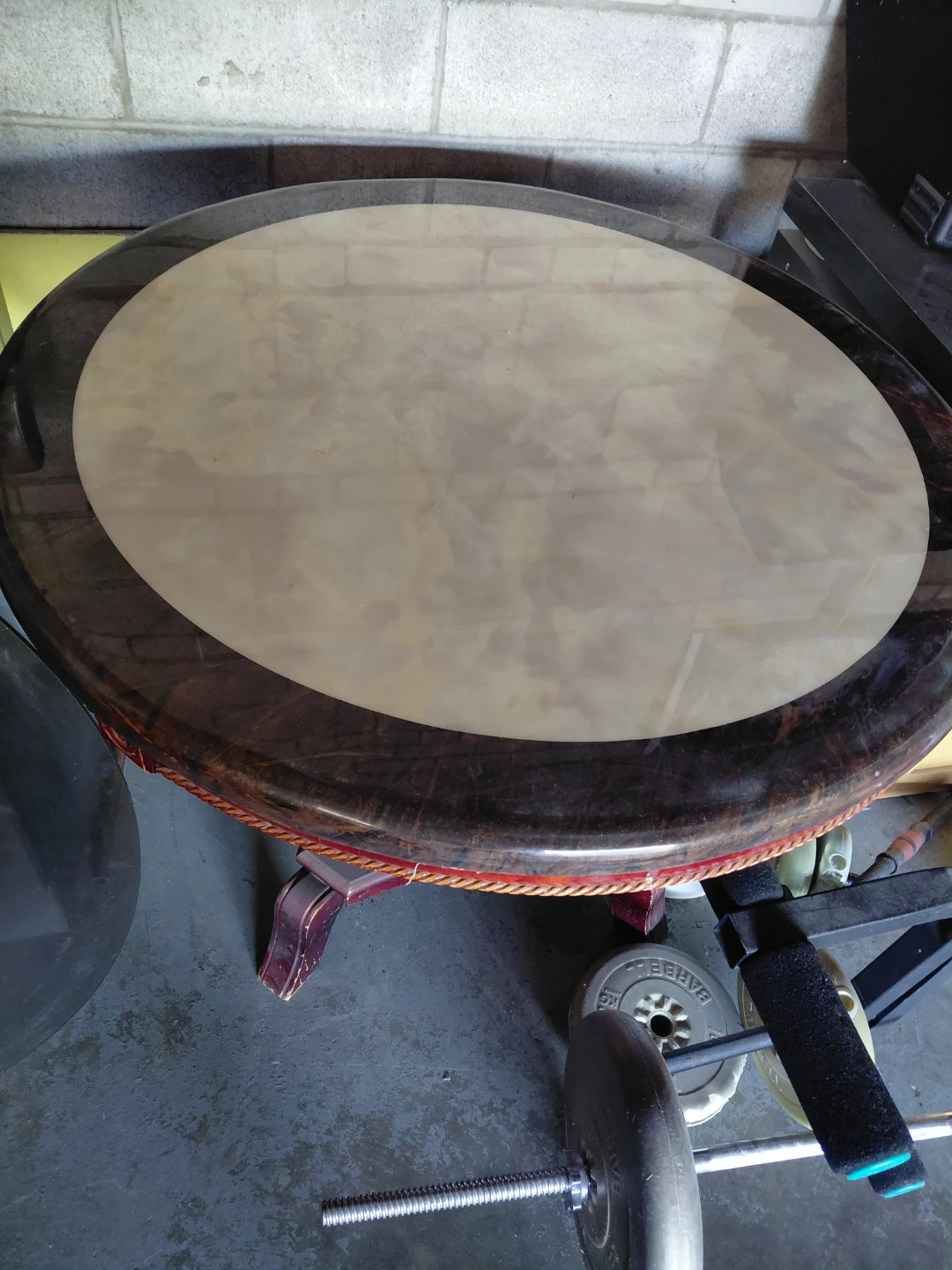 Round  Dinning Table