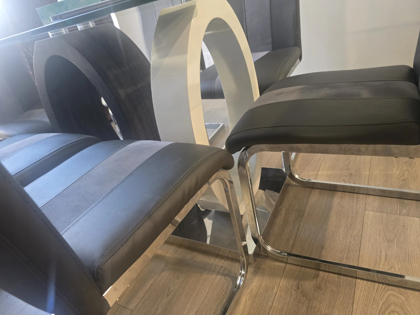 Glass Dining Table with 6 Chairs - photo 4