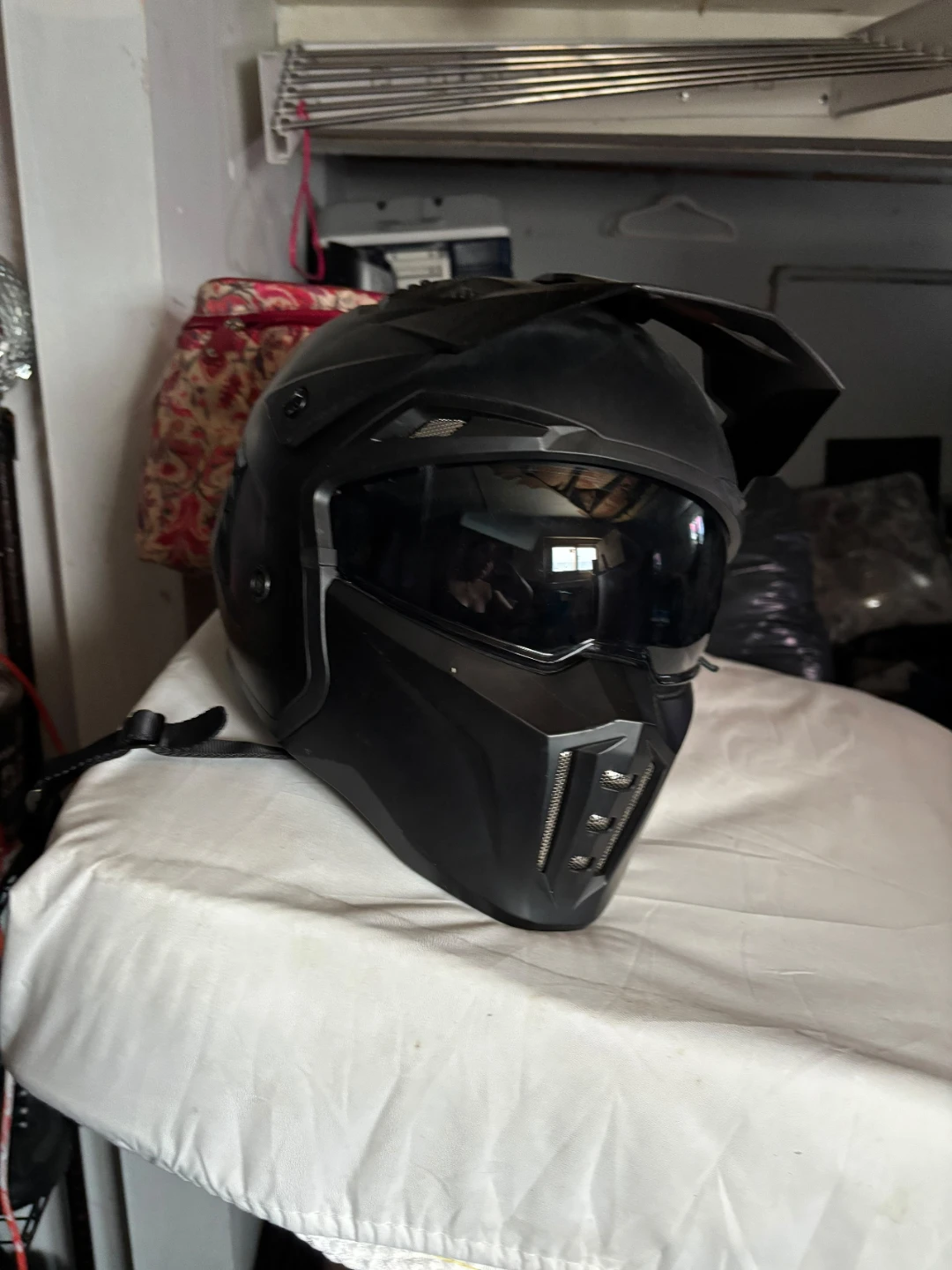Black Motorcycle Helmet - photo 2