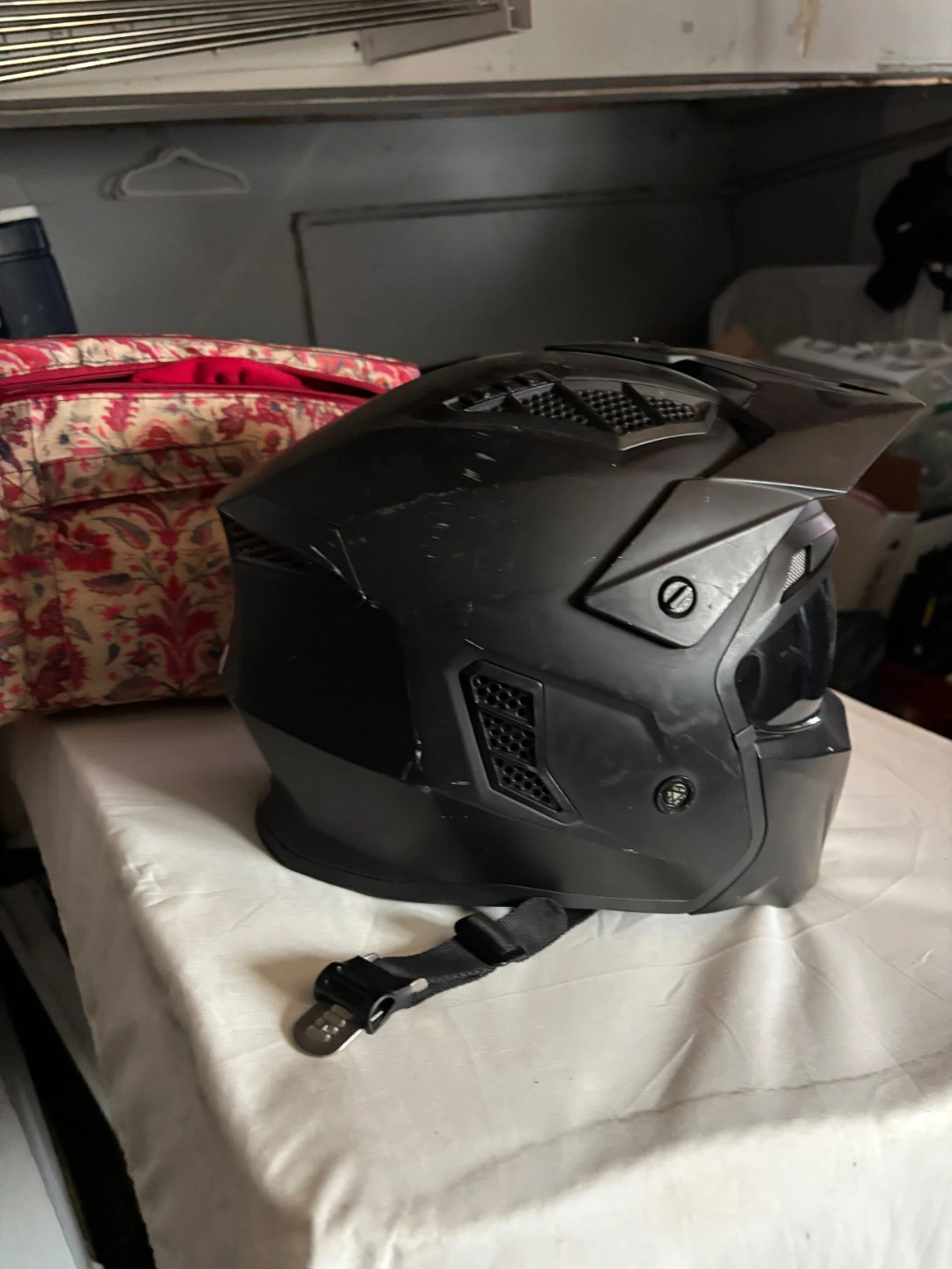 Black Motorcycle Helmet - photo 3