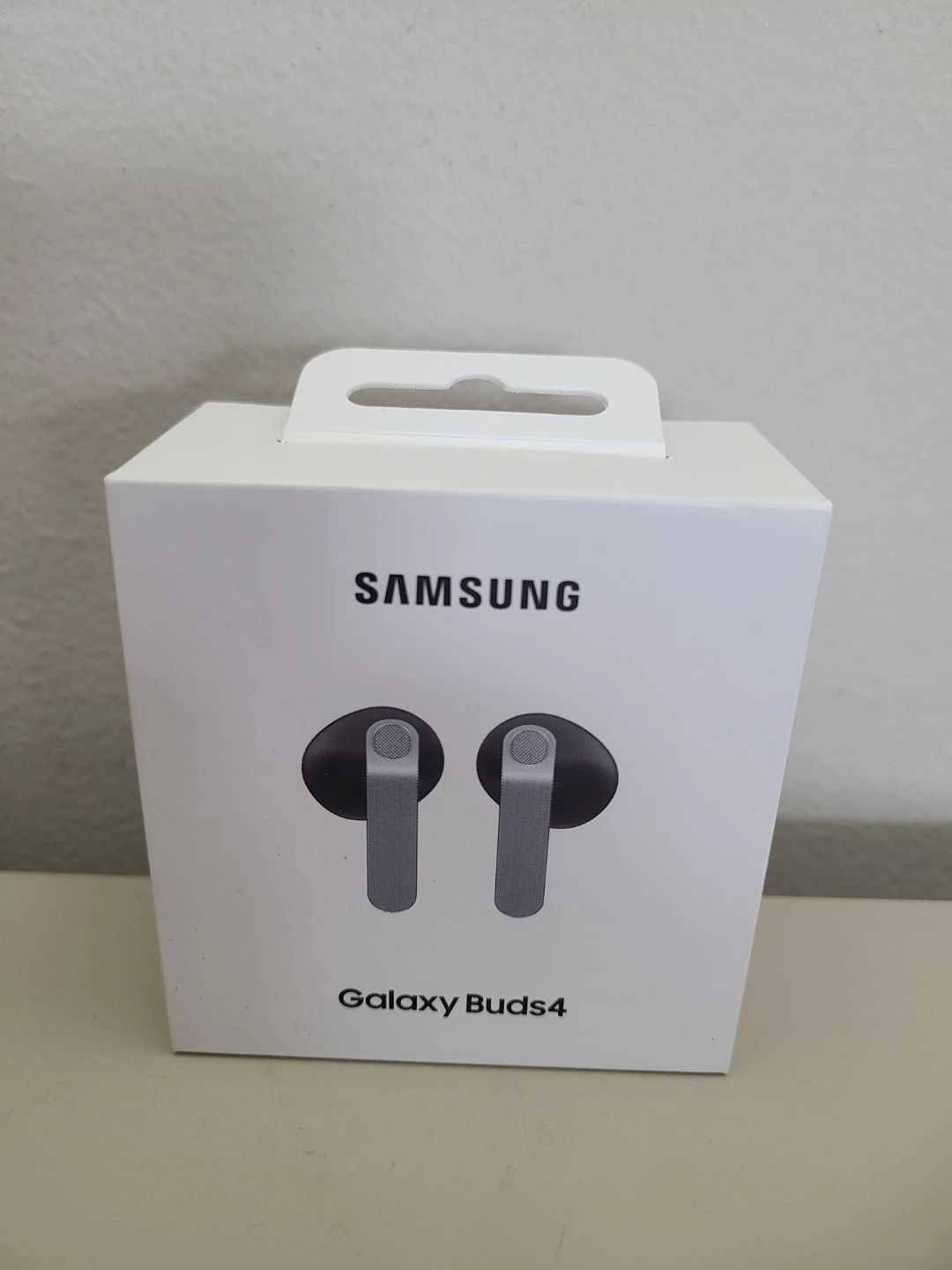 SAMSUNG GALAXY BUDS 4
