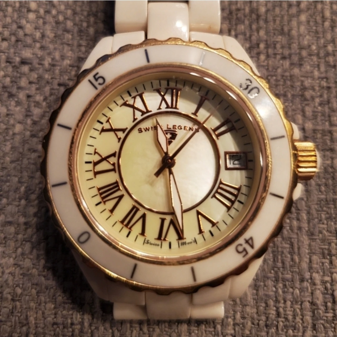 Swiss Legend Women's Watch - photo 2