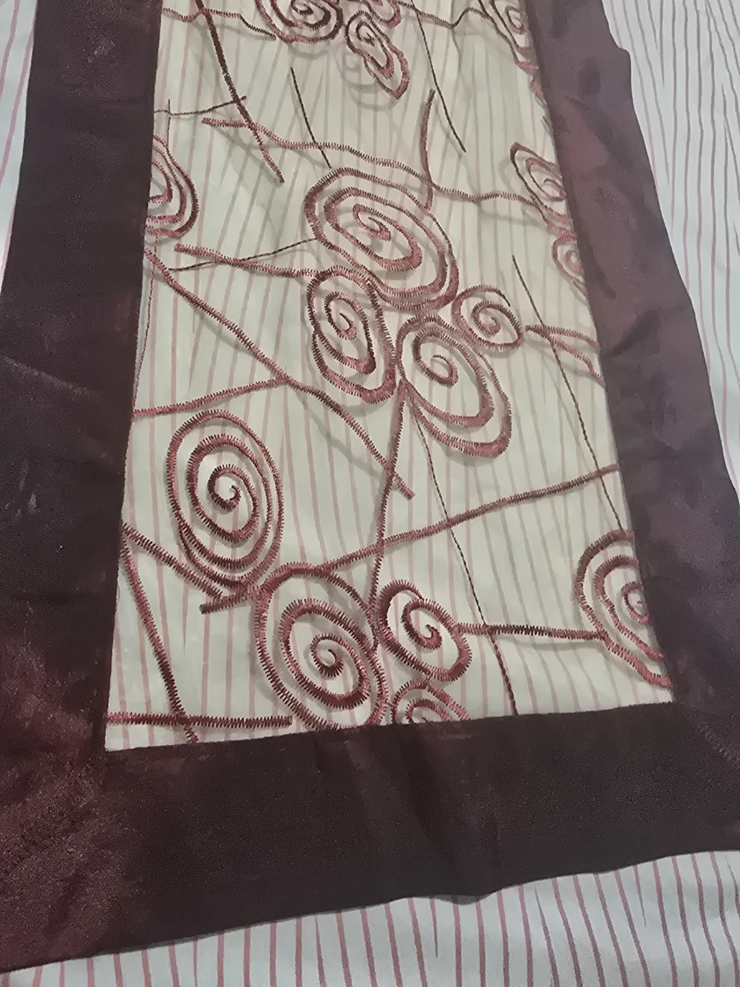 Decorative Table Runner with Floral Swirls - photo 2