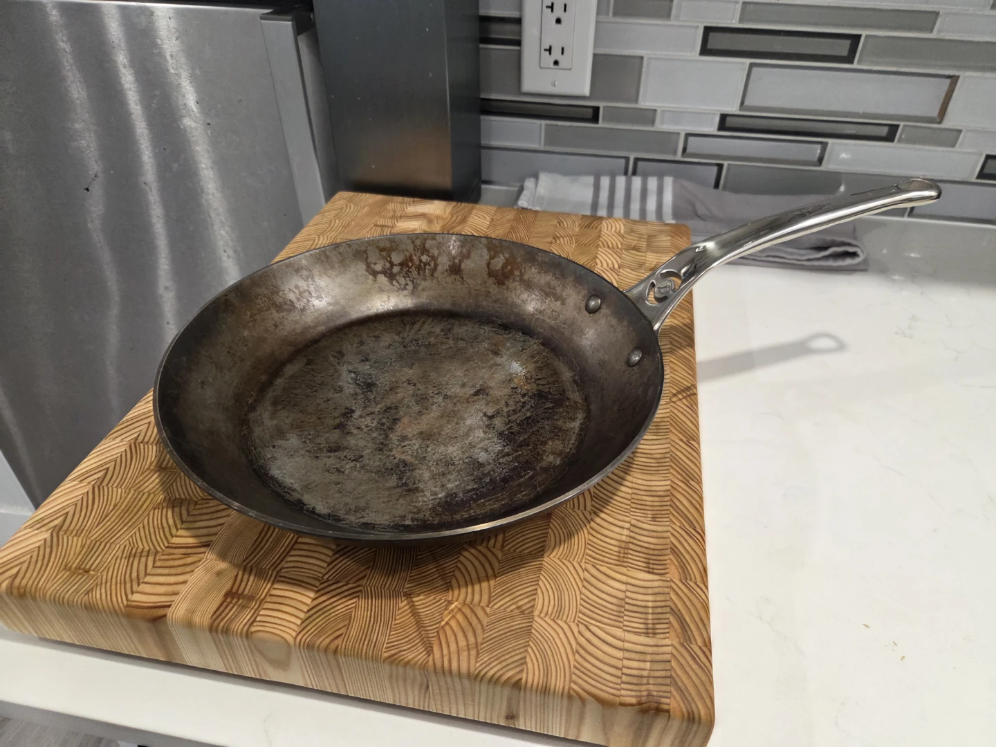 De Buyer Carbon Steel Frying Pan 11 inches