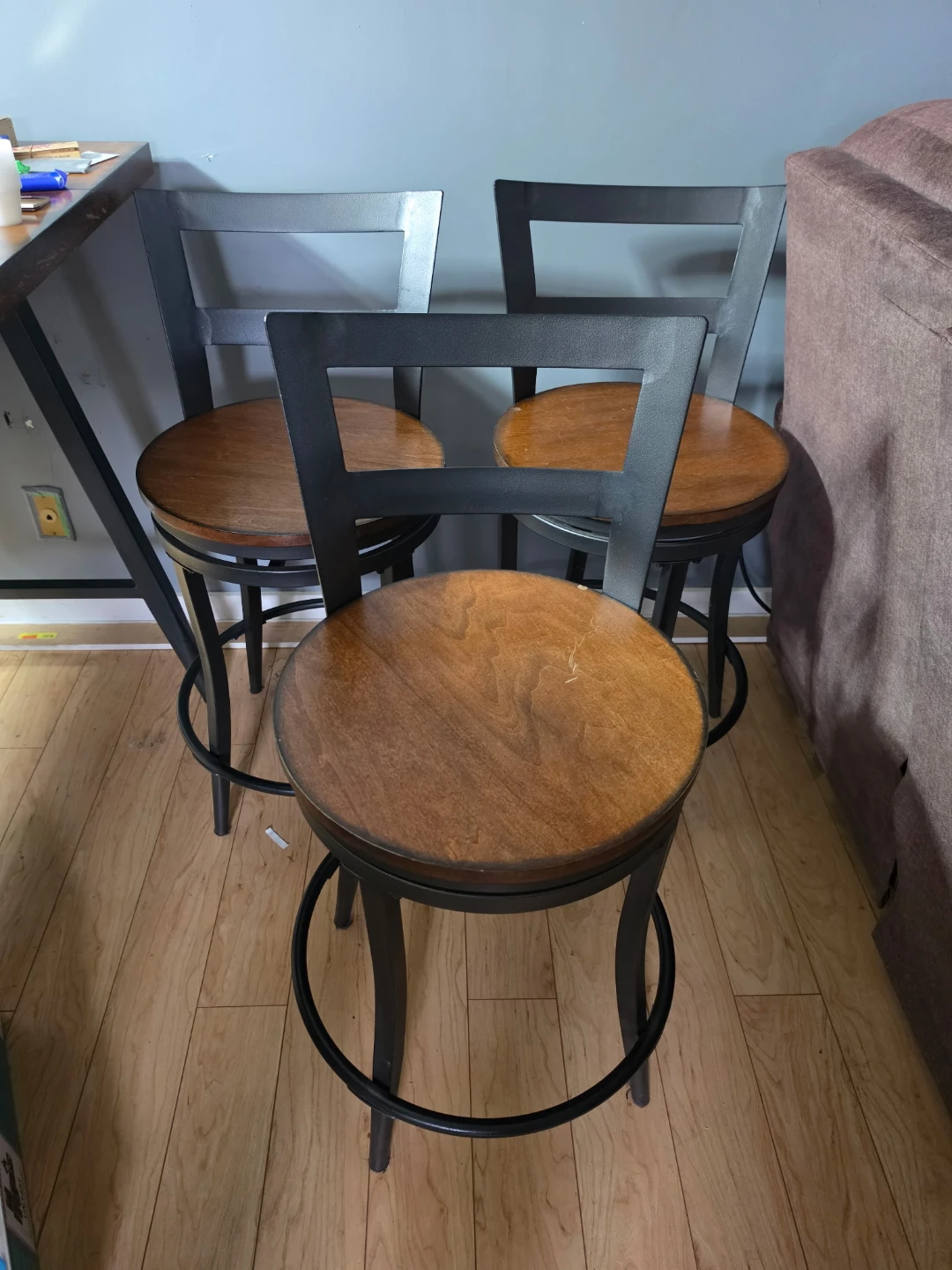 Bar stools $25 each - photo 2