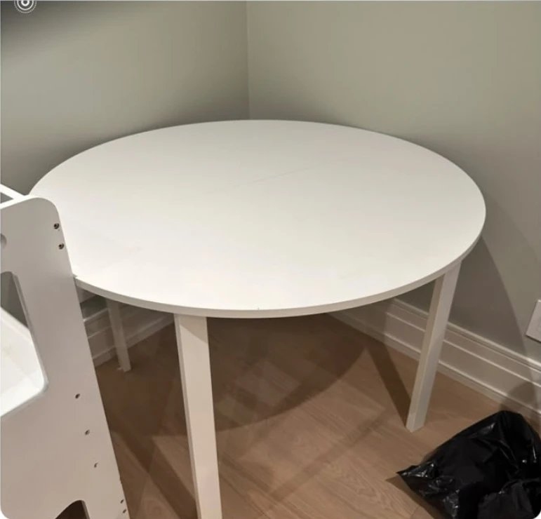 Brand new ikea vihals round white table