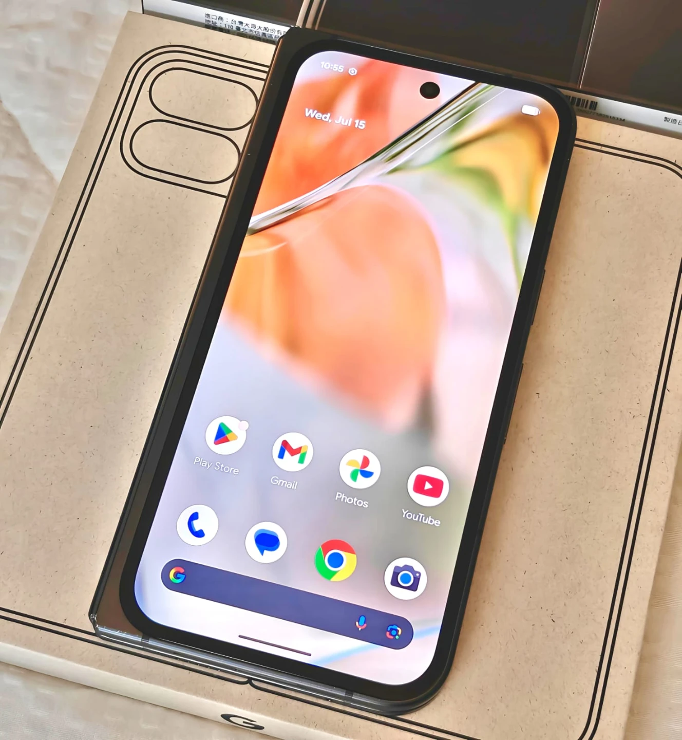 Google Pixel Fold 9 Pro - Excellent Condition - photo 3