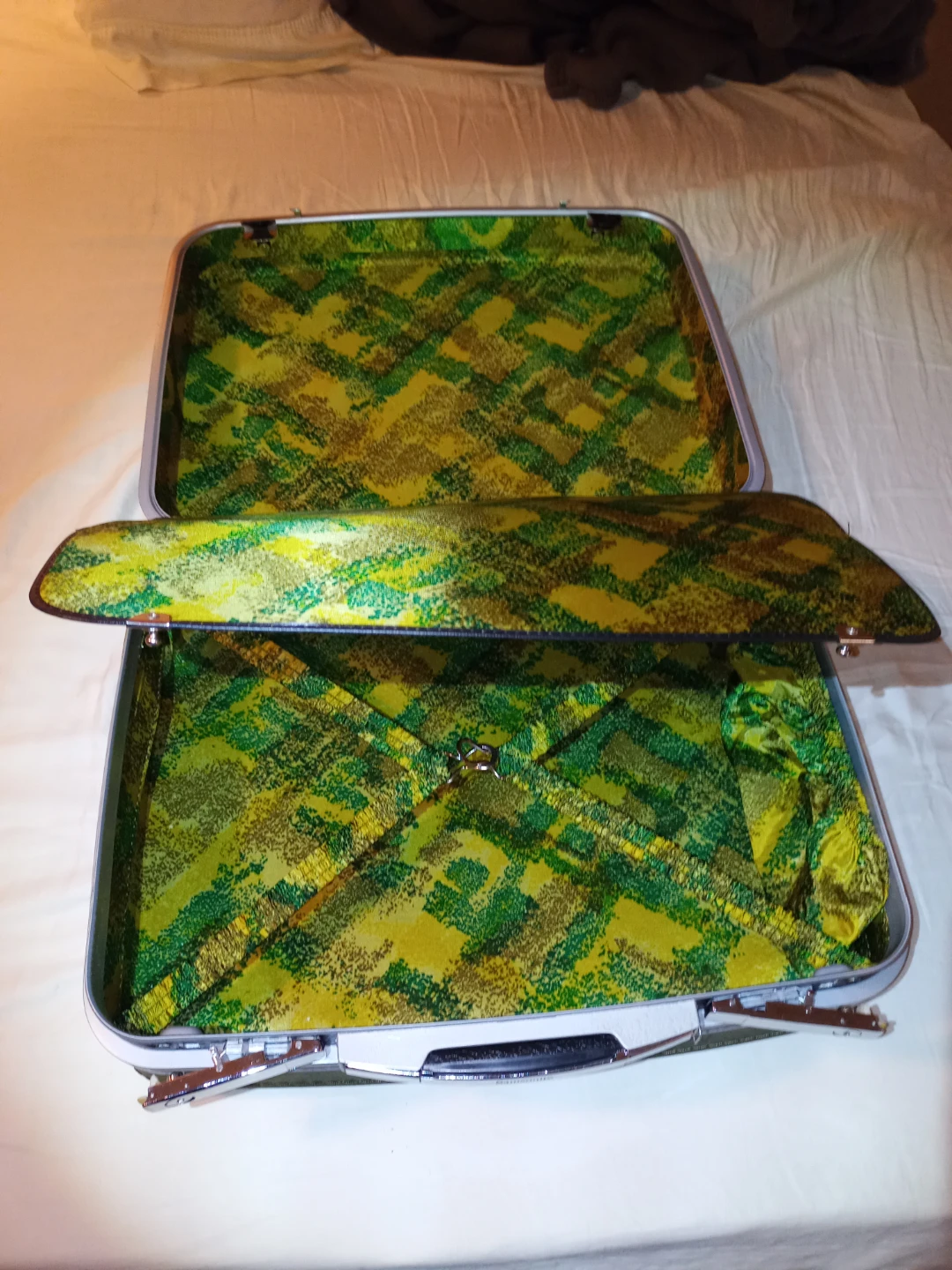 Vintage Luggage Samsonite Safari ll With Keys - photo 3