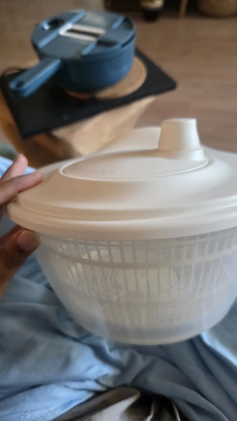 White Salad Spinner