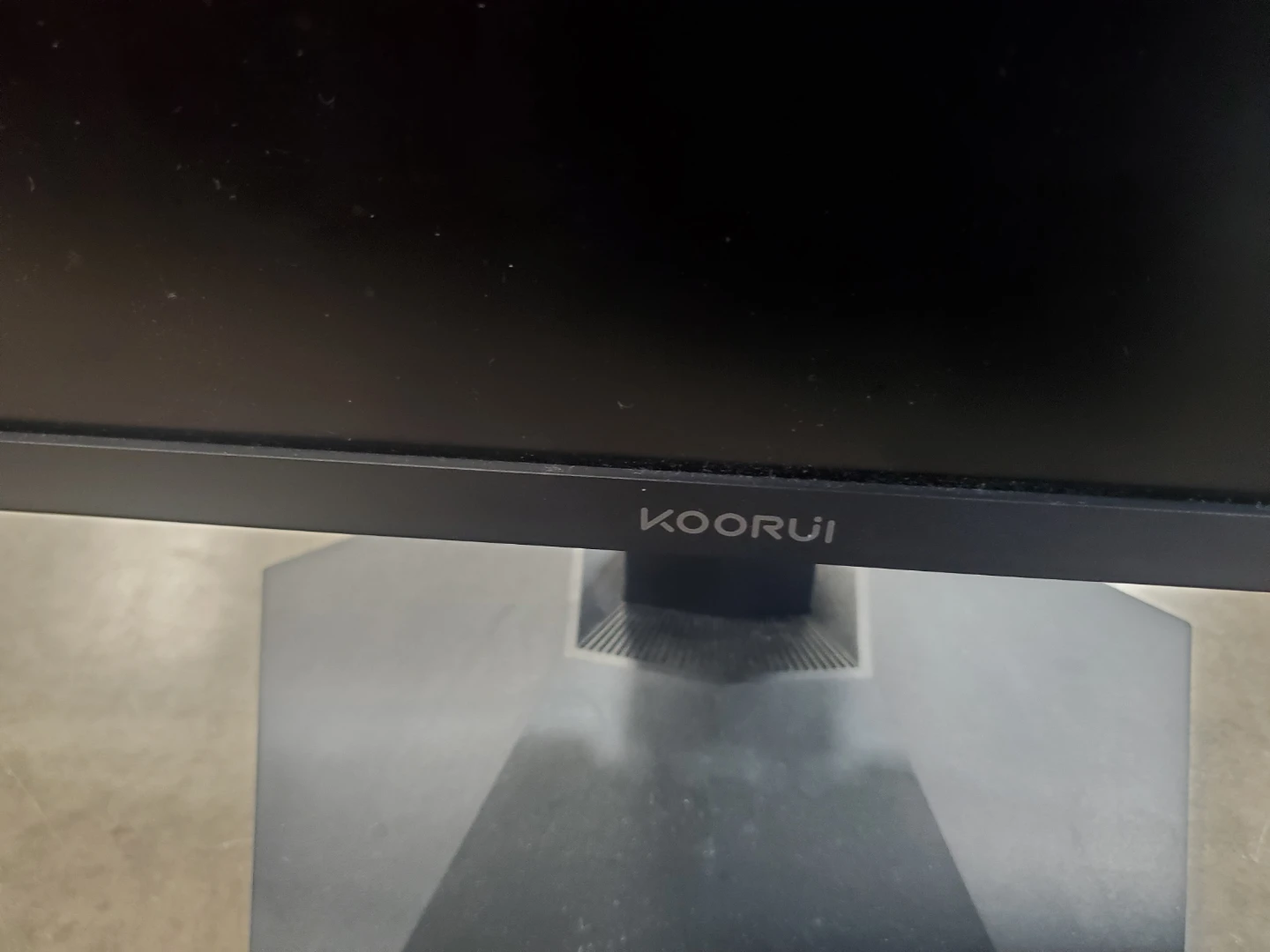 KOORUI Monitor - photo 2